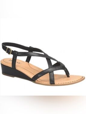 Born Black Strappy Toe-Loop Sandals Sz. 11